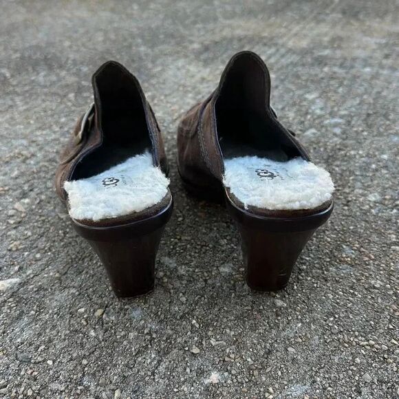 Ugg Australia Slip On Chunky Heel Buckle Suede Women’s Sz 7.5 - Picture 4 of 12
